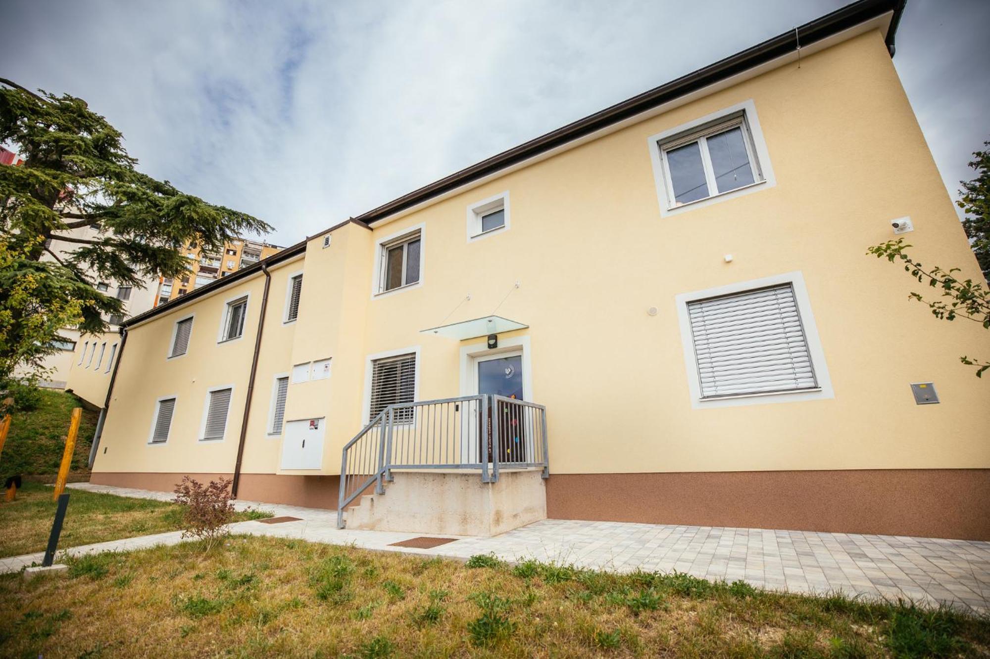Albergue Prenocisca Prisoje Koper Exterior foto
